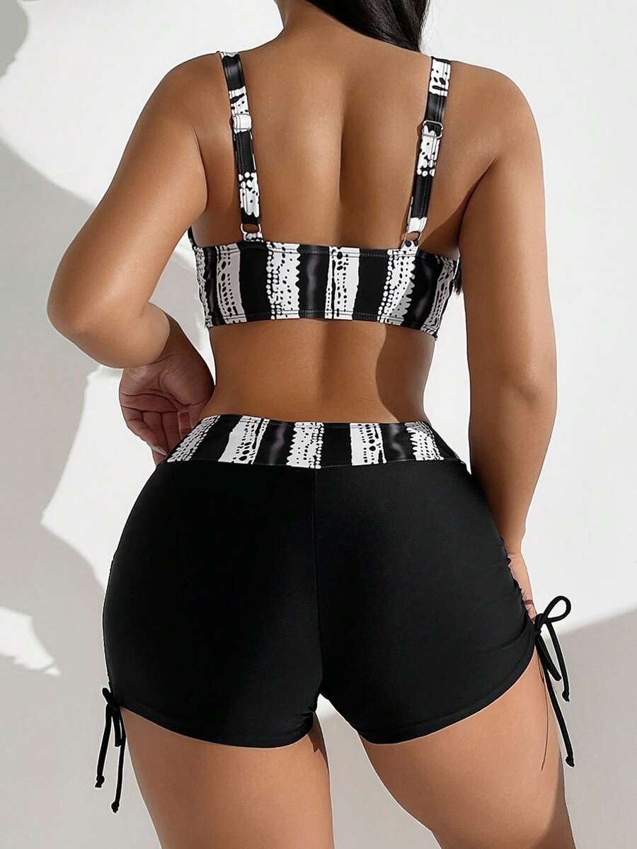 Tankini Feminino Listrado com Gola Assimétrica